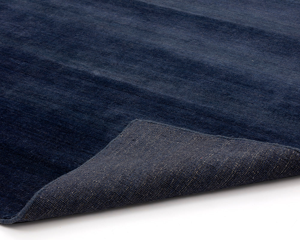 Alaska Hand-loomed Rug - Image 5