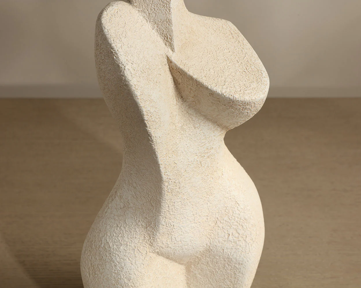Aphrodite Sculpture - Image 3