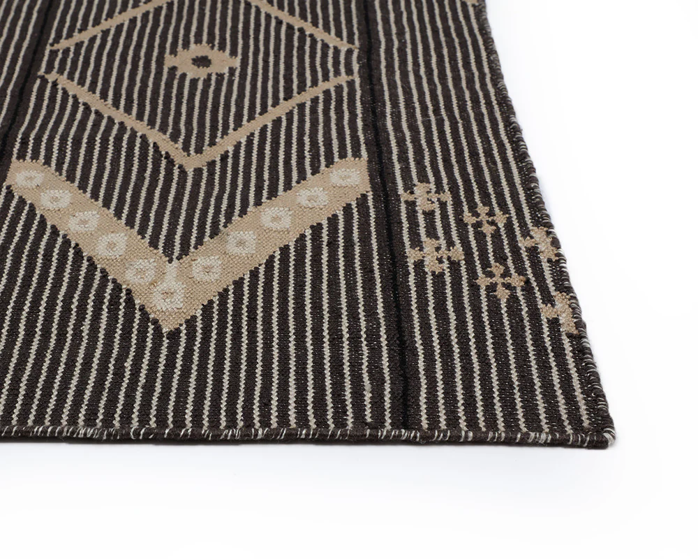 Asana Hand-woven Rug - Image 3