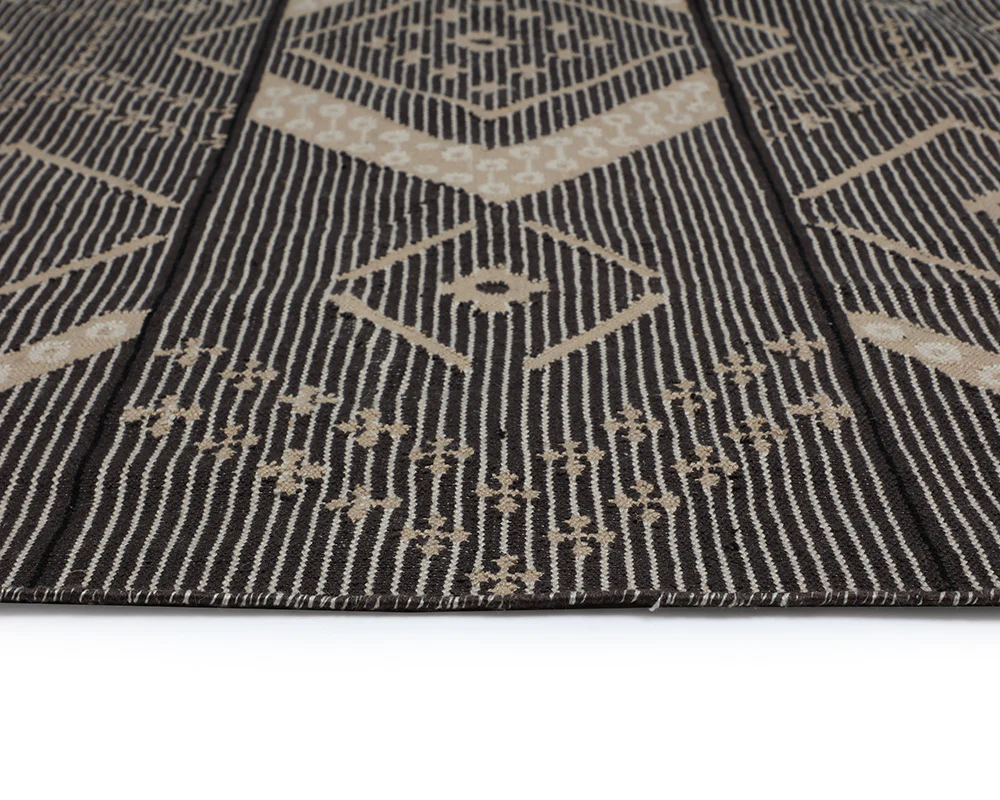Asana Hand-woven Rug - Image 5