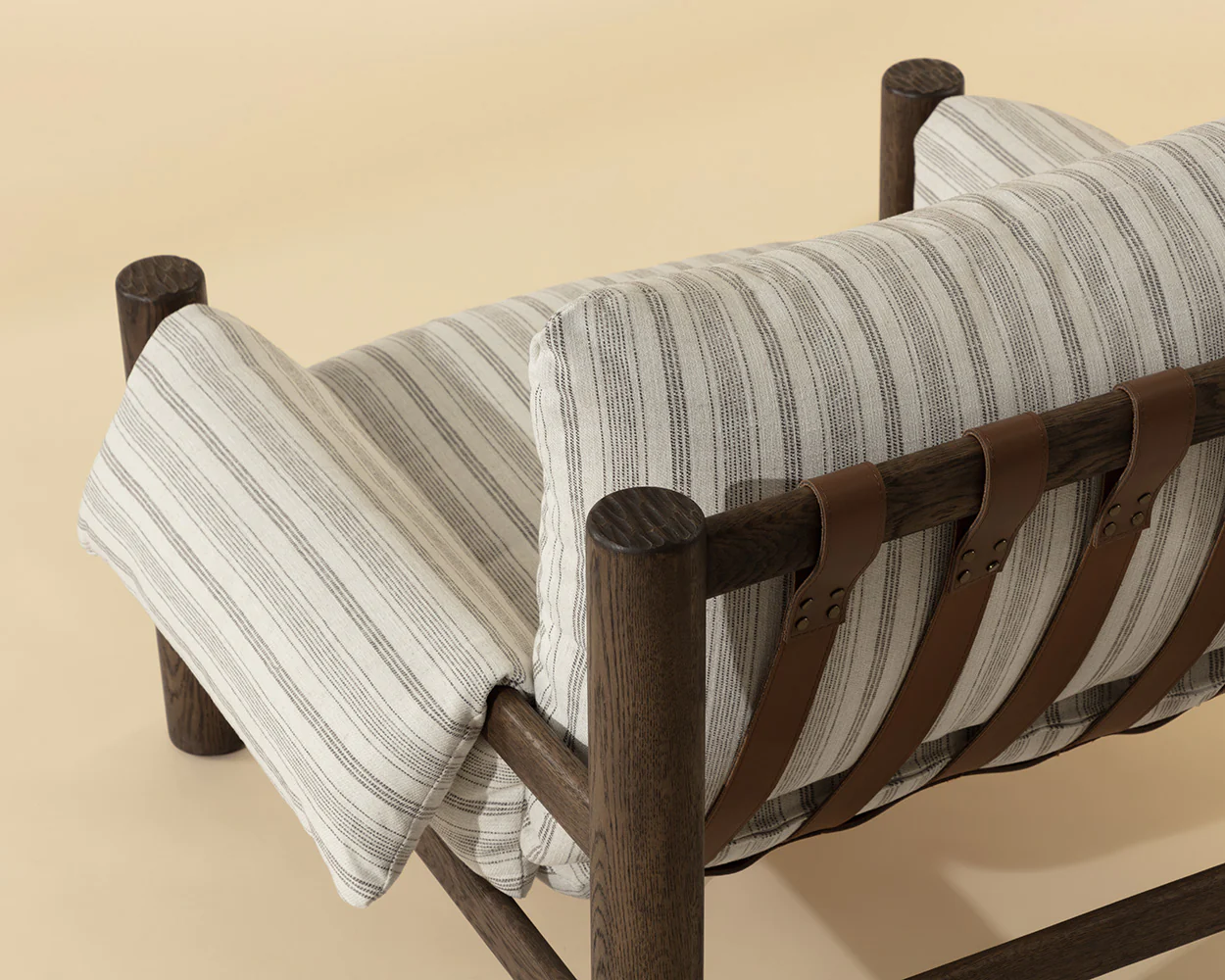 Balto Lounge Chair - Image 3