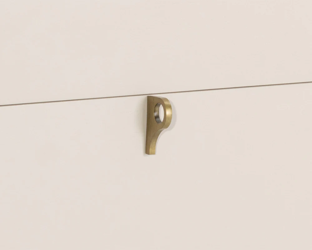 Celine Dresser - Image 8