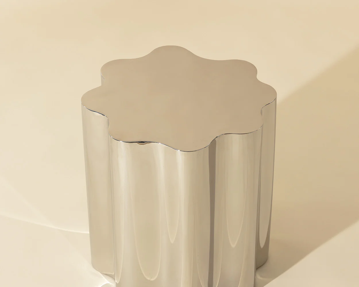 Dahlia Side Table - Image 3