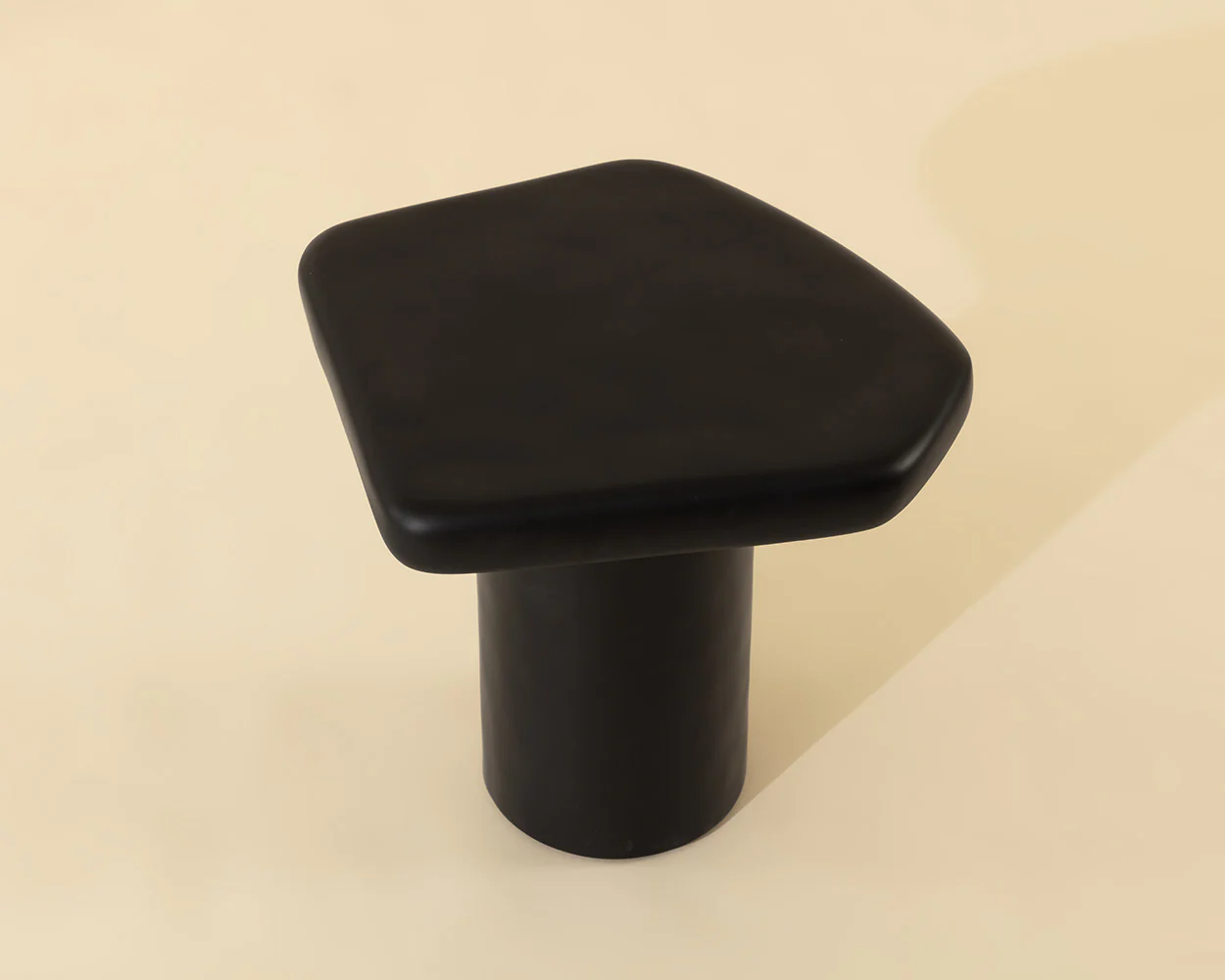 Detti End Table - Image 6