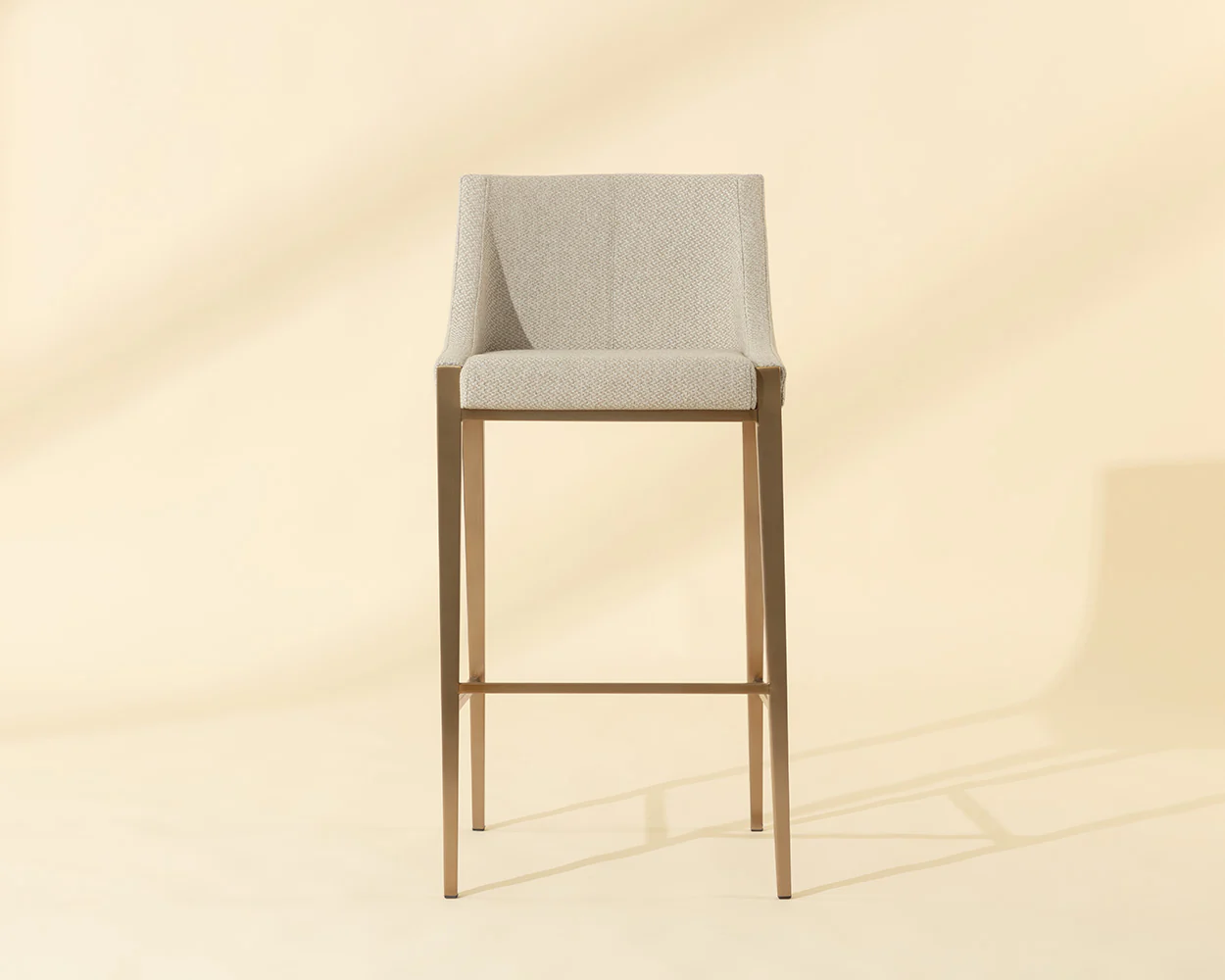 Dionne Barstool - Image 12