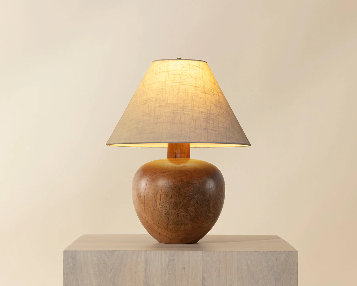 Dira Table Lamp - Image 4