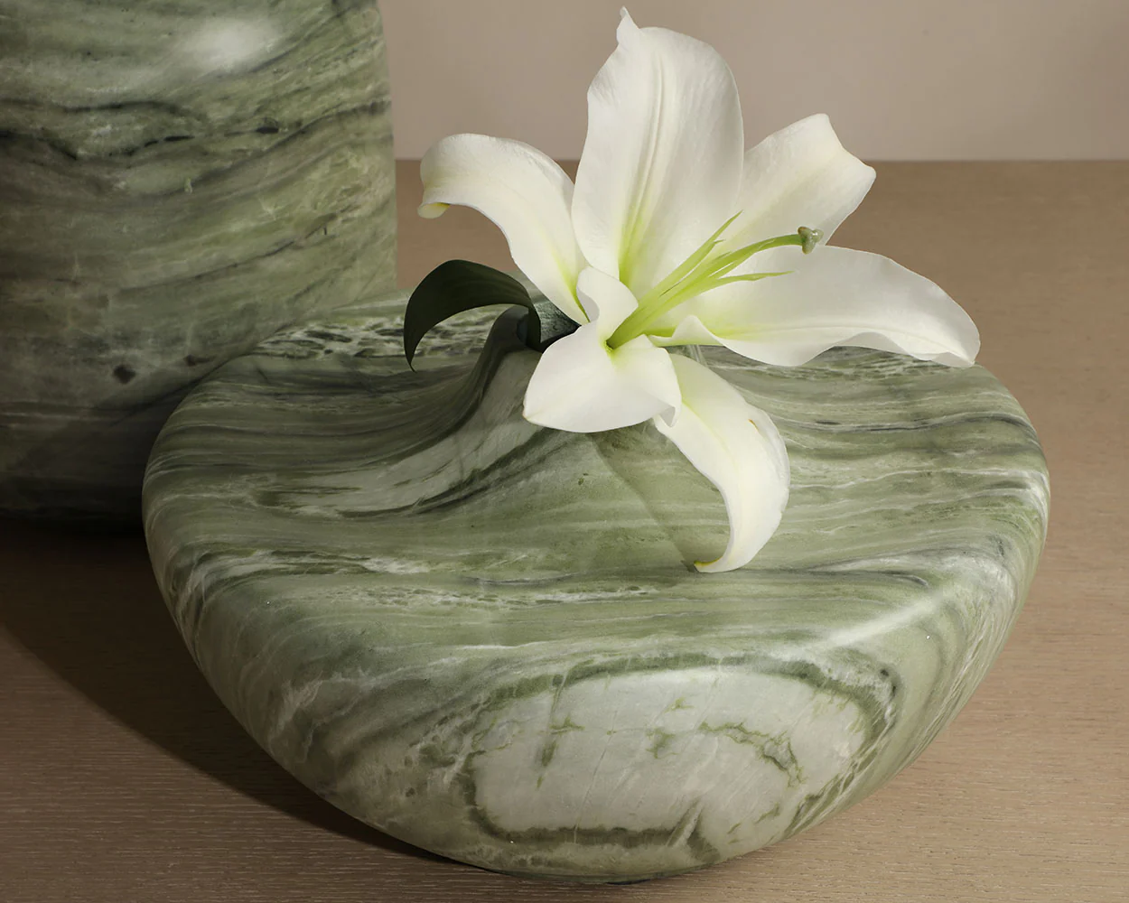 Estruscan Vase - Image 2