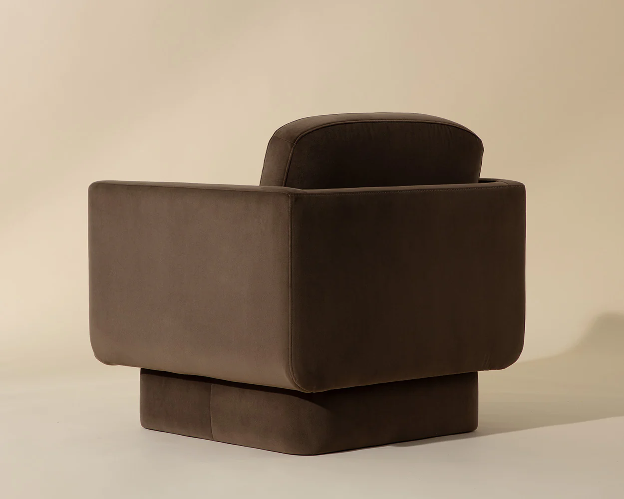 Everton Armchair - Image 5