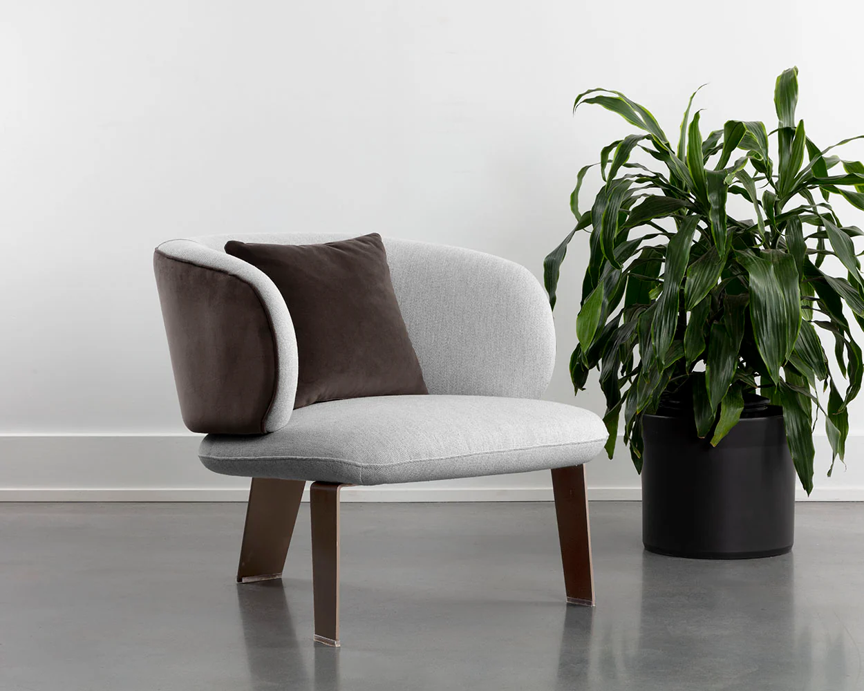 Garry Lounge Chair - Image 2