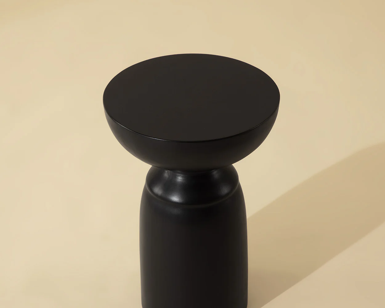 Goya End Table - Image 3