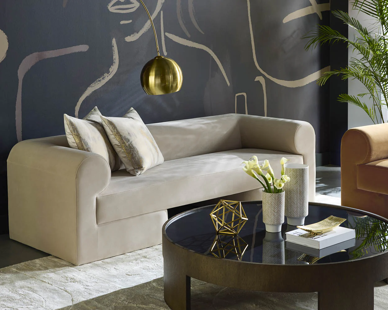 Ionic Sofa - Image 7