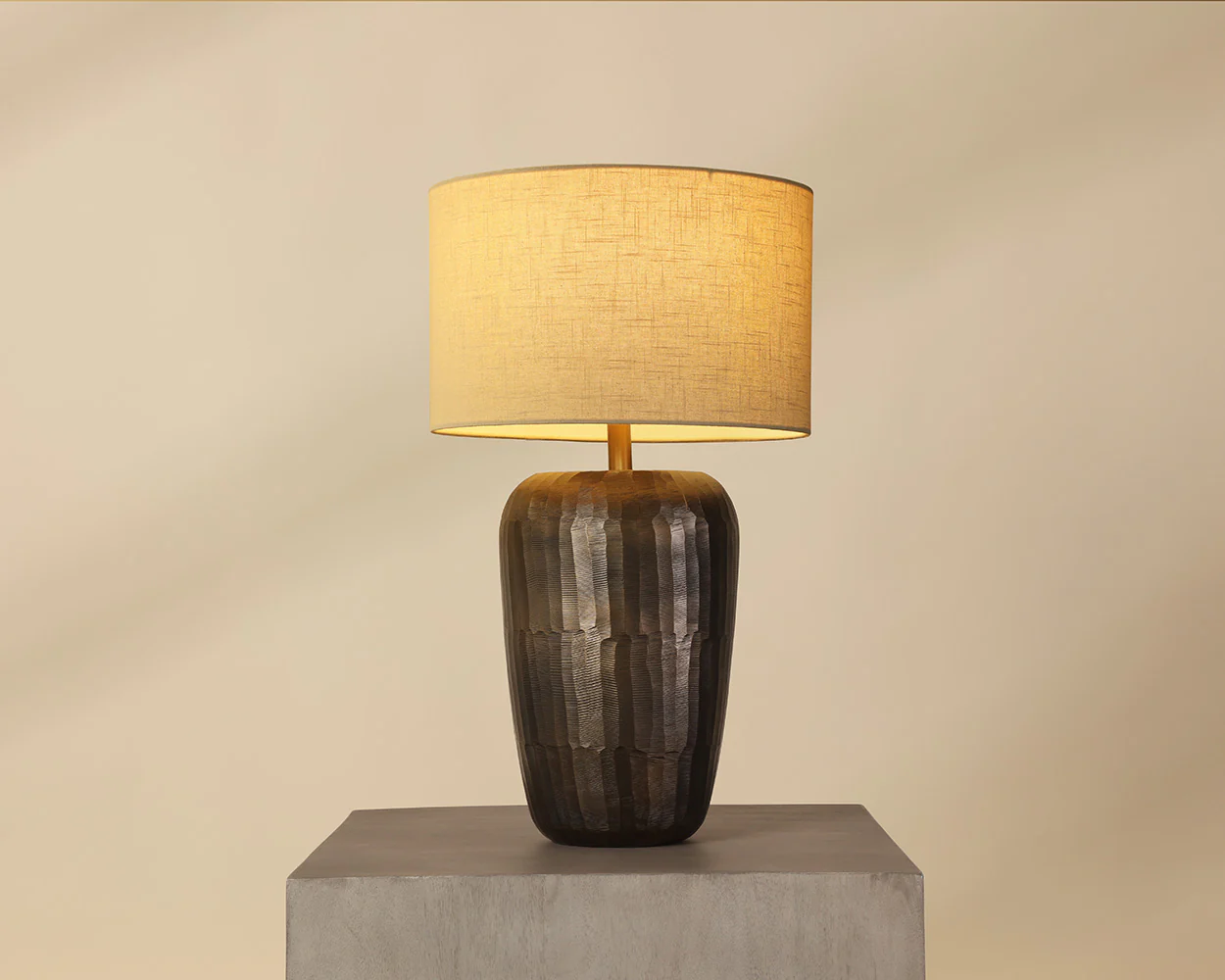 Ishani Table Lamp - Image 7