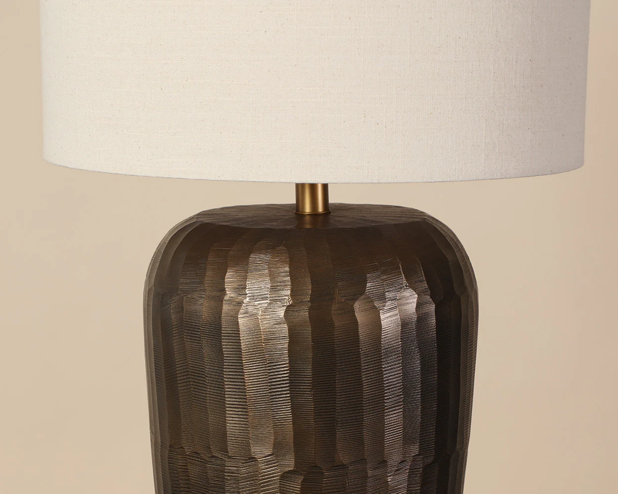 Ishani Table Lamp - Image 8