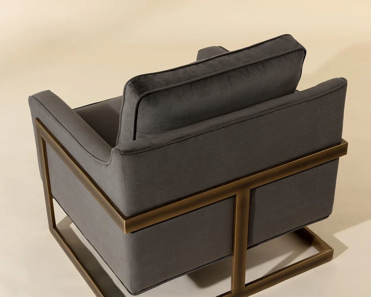 Kalmin Lounge Chair - Image 4