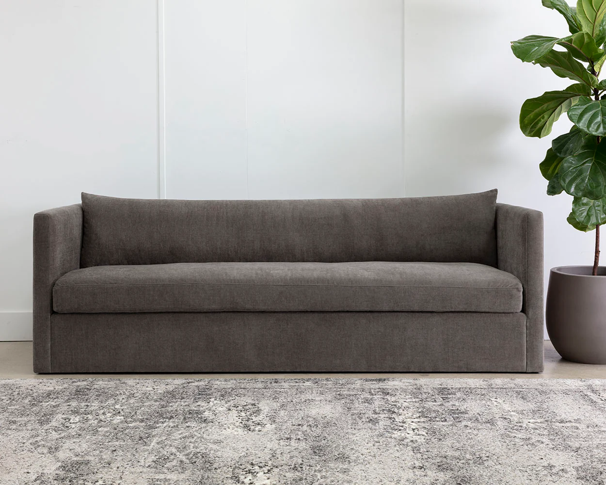 Leander Sofa - Image 11