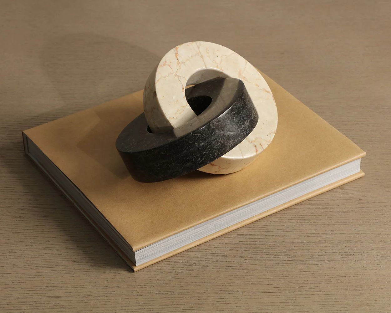 Linked Sculpture - Image 2