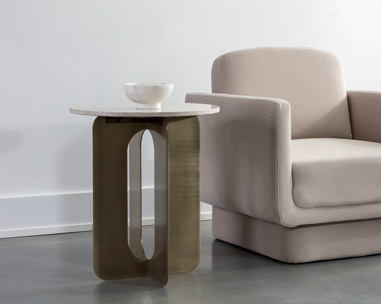 Orlo End Table - Image 2