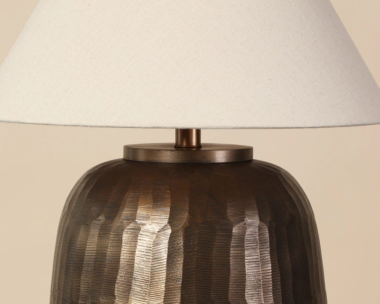 Pradiva Table Lamp - Image 6