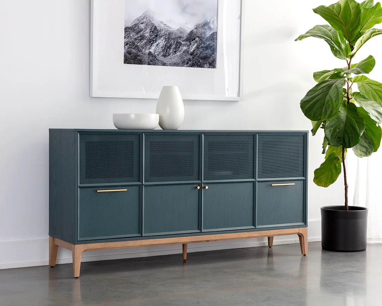 Rivero Sideboard - Image 2