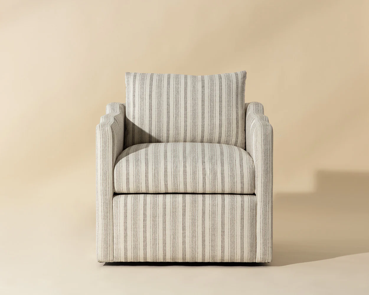 Roosevelt Swivel Lounge Chair - Image 3