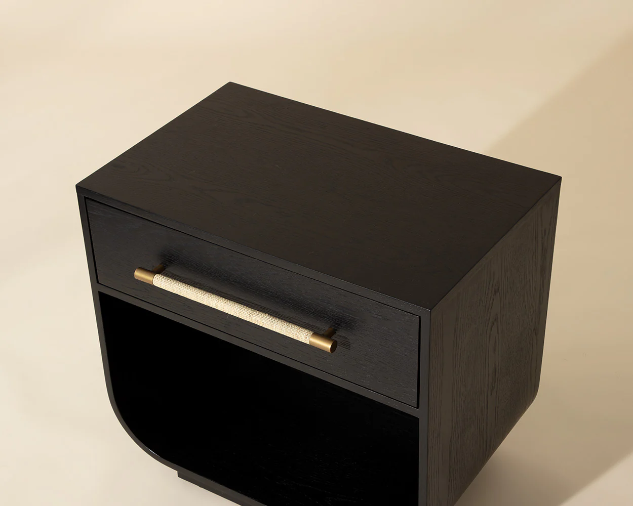 Tarrant Nightstand - Image 7