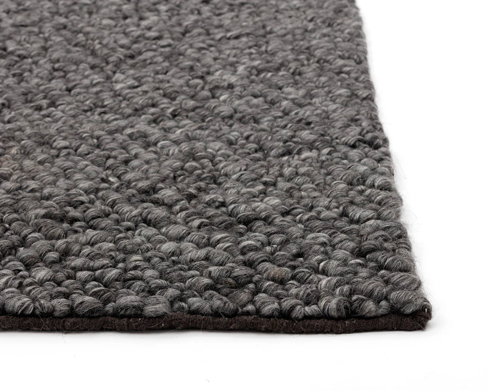 Umea Hand-woven Rug - Image 5