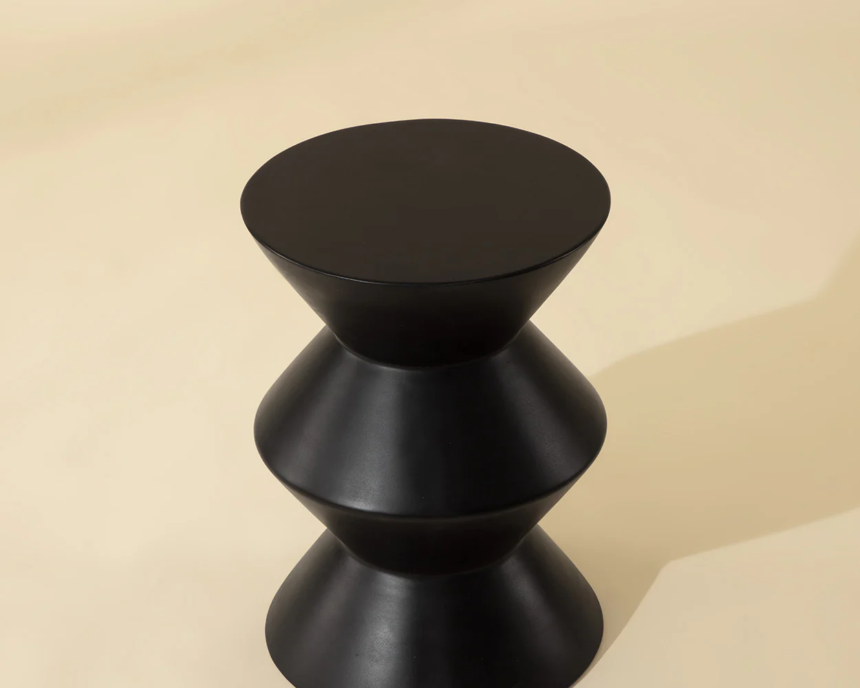 Union End Table - Image 3
